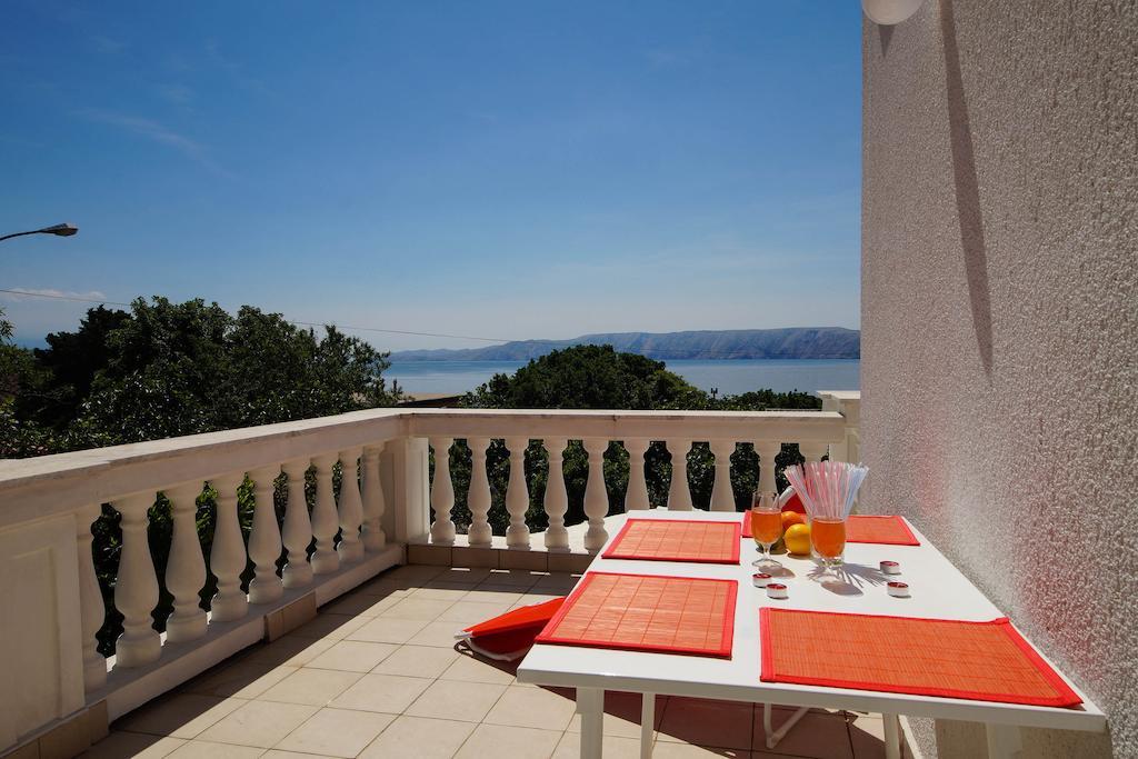 Apartments Lina Novi Vinodolski Rom bilde