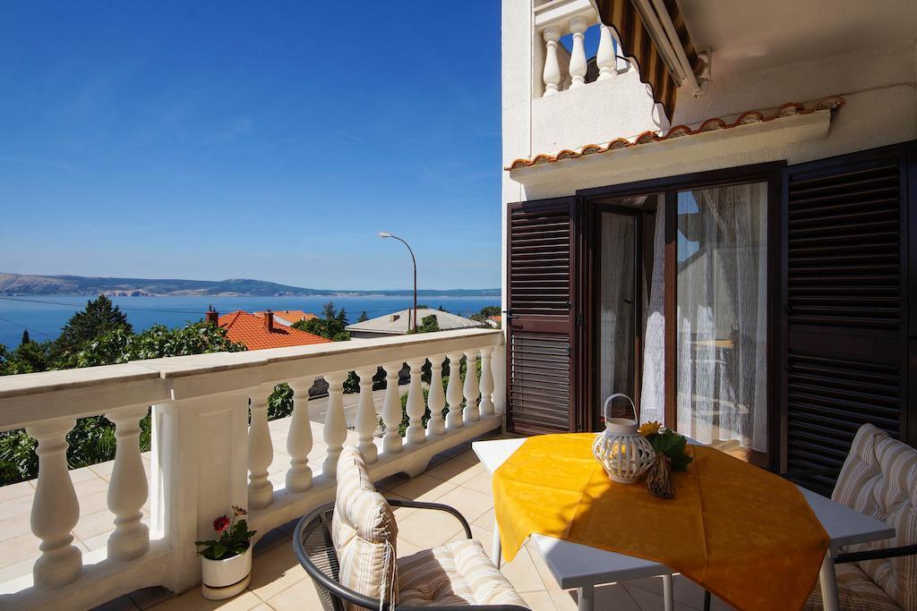 Apartments Lina Novi Vinodolski Rom bilde