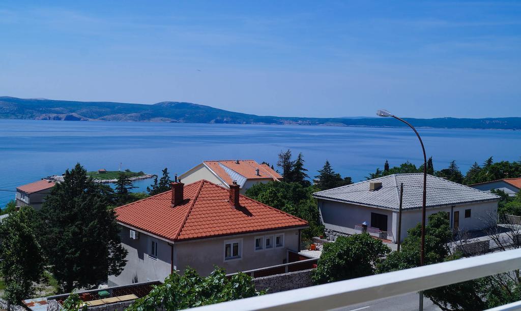 Apartments Lina Novi Vinodolski Rom bilde